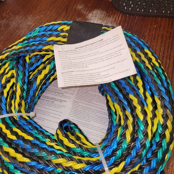 west marine Other Nwt West Marine To 4 Person Tow Rope 6 Feet